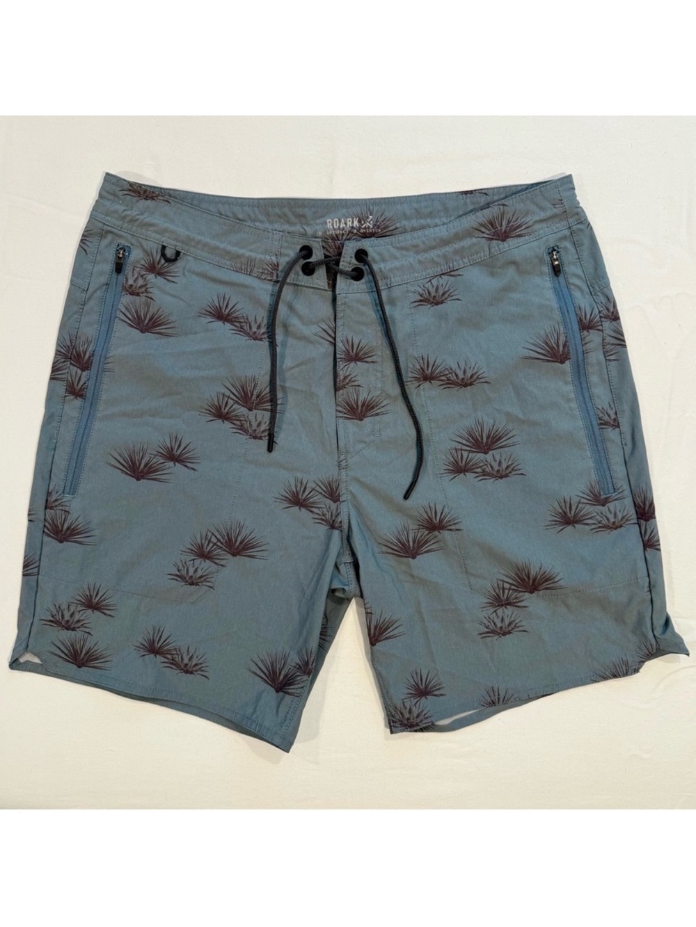 Roark Layover Trail Shorts 3.0 Mens 33 Hybrid Outdoors Adventure Water Repellent